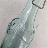 Sodavands flaske, Carlsberg, med patentprop i porcelæn.